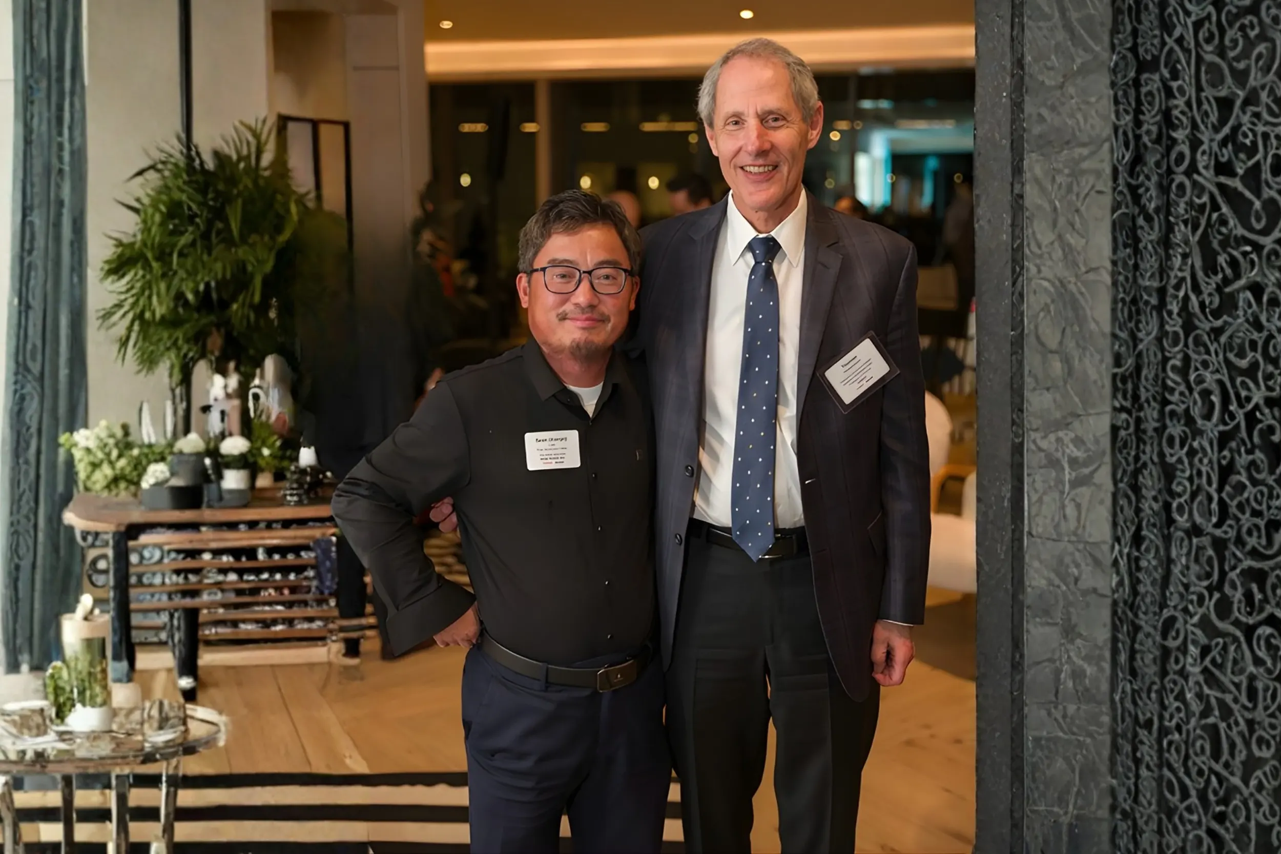 Dr. Sean Lee at a Caltech alumni event in San Diego